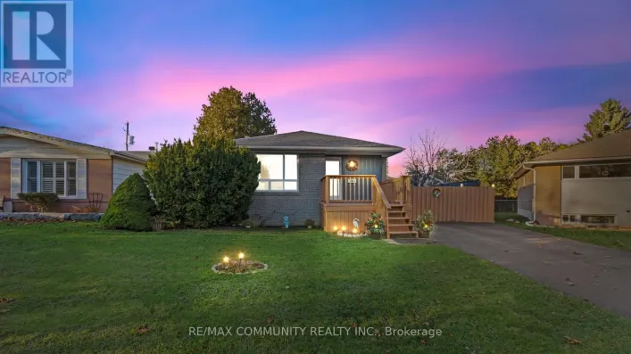 855 ZATOR AVENUE, Pickering