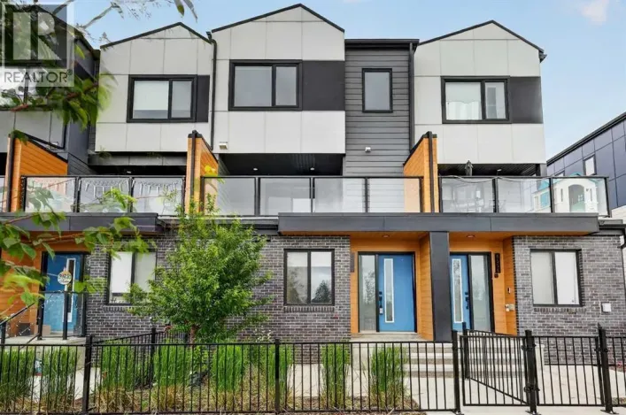 8554 19 Avenue SE, Calgary