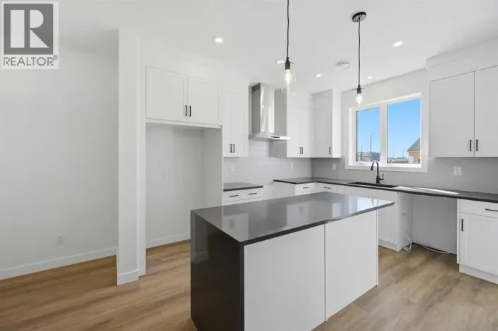 8557 Huxbury Drive, Calgary
