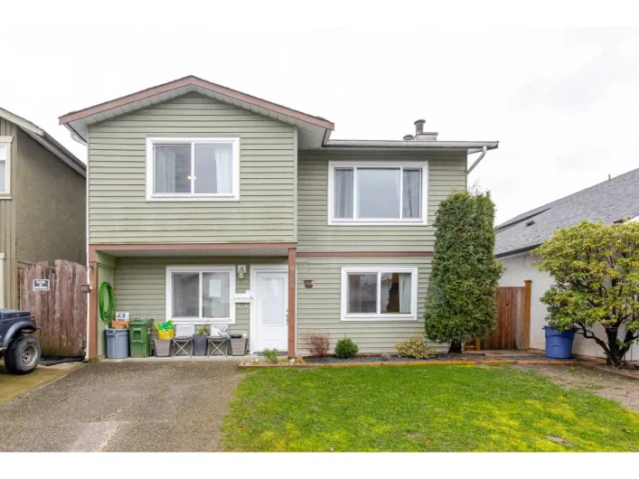 8558 MCCUTCHEON AVENUE|Chilliwack Proper South, Chilliwack