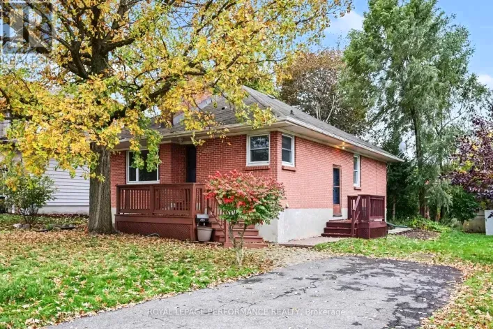 856 IROQUOIS ROAD, Ottawa