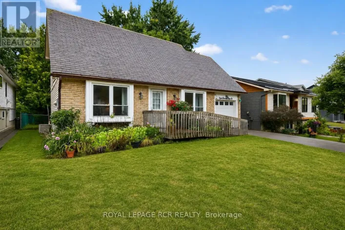 856 MAGNOLIA AVENUE, Newmarket