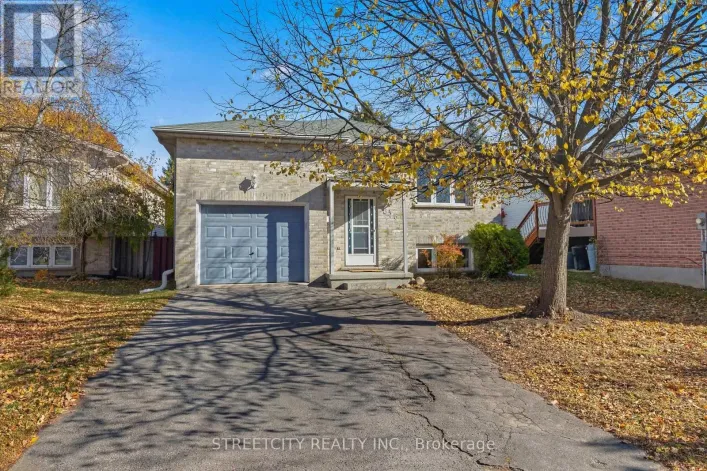 856 THISTLEDOWN WAY, London North