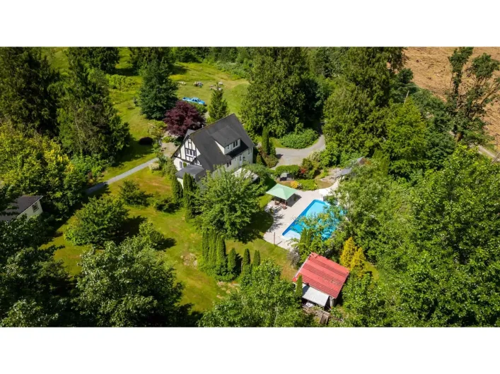 8561 BRADNER ROAD, Abbotsford