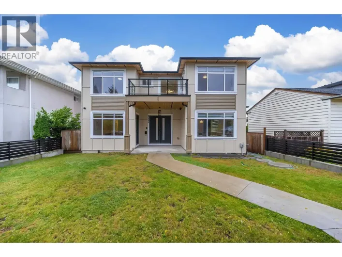 8563 11TH AVENUE, Burnaby