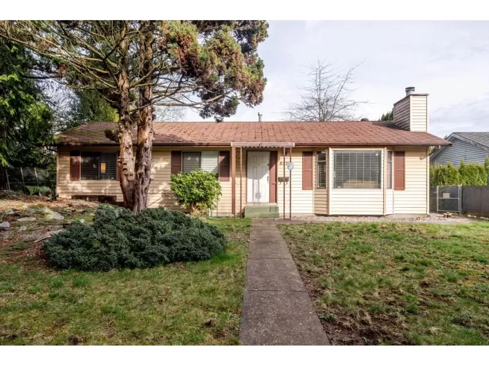 8570 152 STREET, Surrey