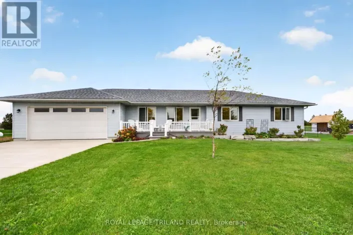 8578 VANCE DRIVE, Lambton Shores