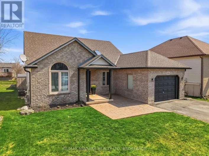 858 CANADA DRIVE, Fort Erie
