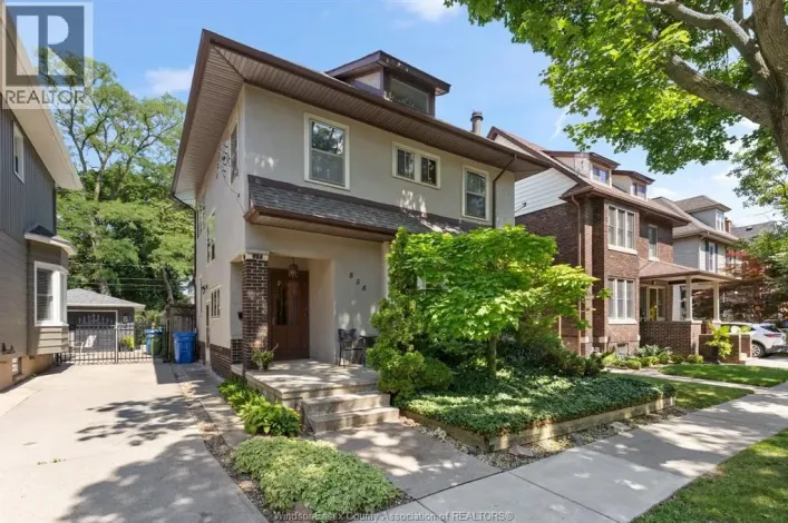 858 CHILVER, Windsor