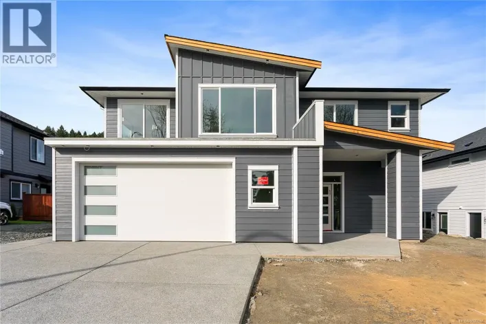 858 Russell Rd, Ladysmith