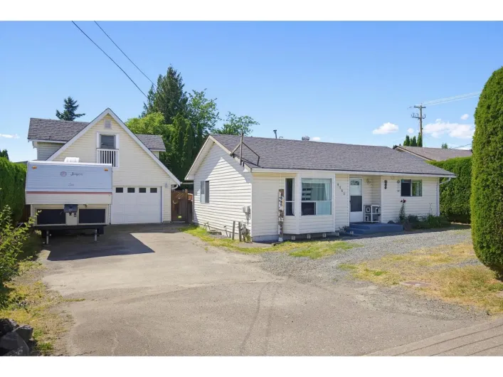 8585 BROADWAY STREET|Chilliwack Proper South, Chilliwack