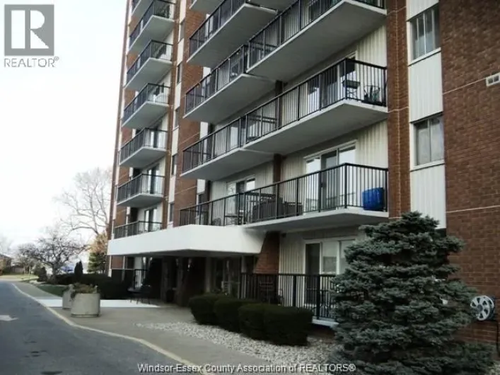 8591 RIVERSIDE DRIVE East Unit# 306, Windsor
