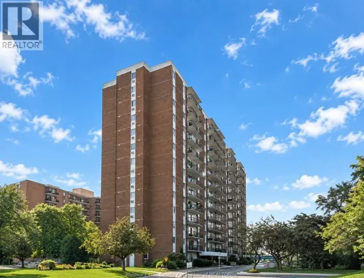 8591 RIVERSIDE DRIVE Unit# 709, Windsor