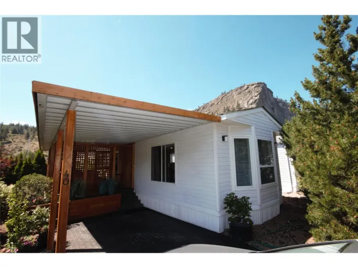 8598 Highway 97 Unit# 40, Oliver