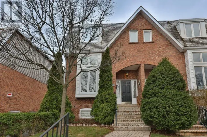 86 FORSYTHE STREET, Oakville