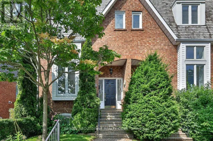86 FORSYTHE STREET, Oakville