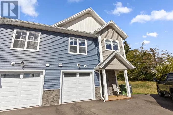 86 Harold Court, Cornwall