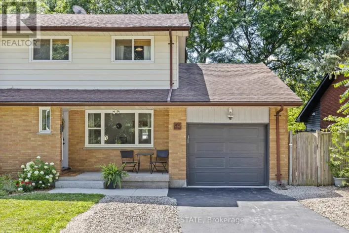 86 HAWKESBURY AVENUE, London East