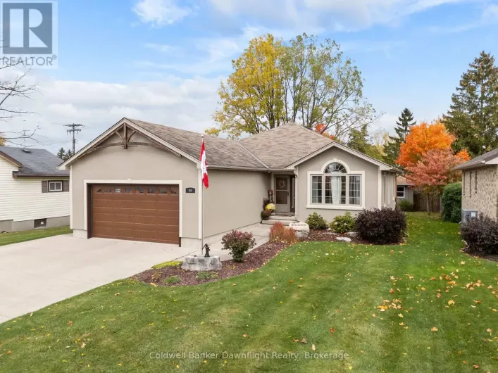 86 HURON STREET W, South Huron