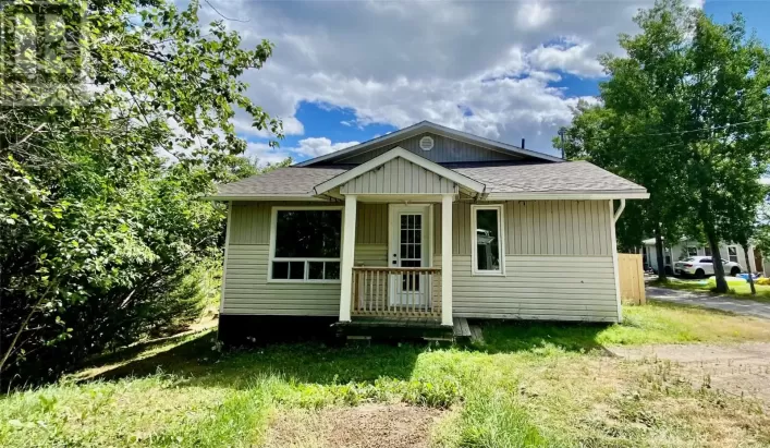 86 Main Street N, Glovertown