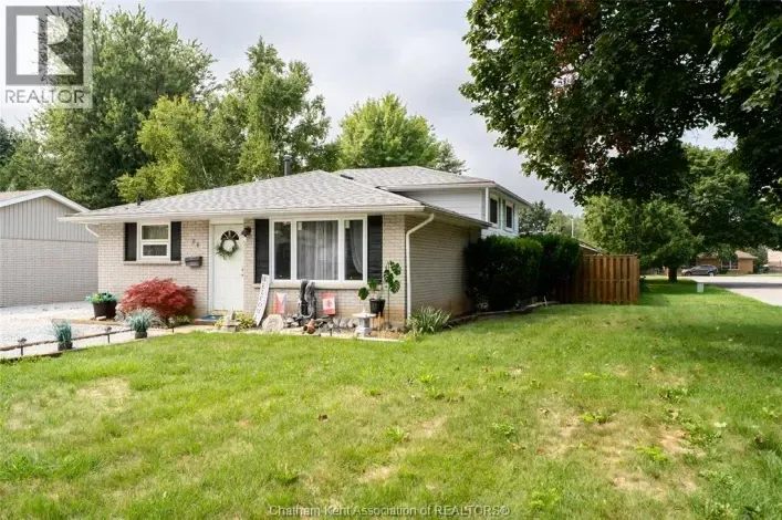 86 Marion AVENUE, Chatham