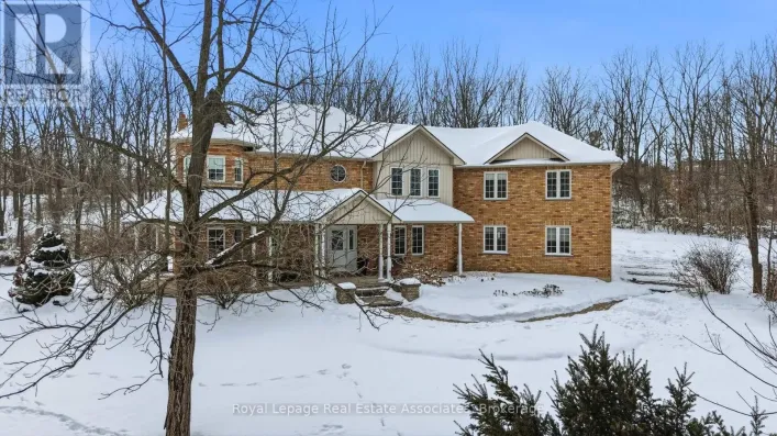 86 RIDGE ROAD E, Grimsby