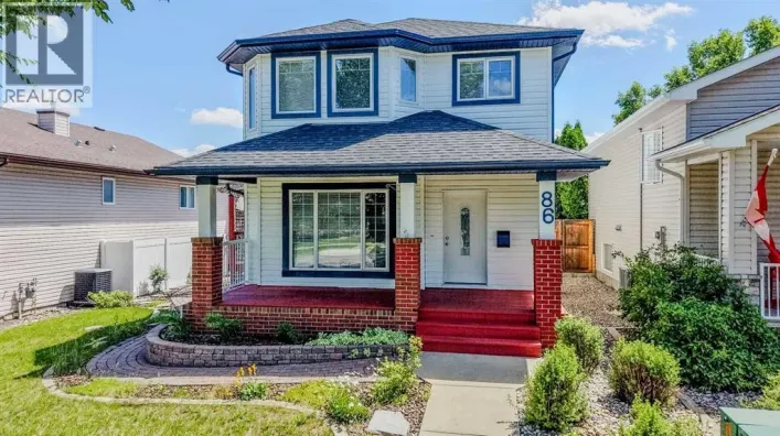 86 Riverstone Boulevard W, Lethbridge
