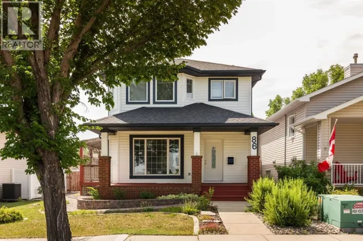 86 Riverstone Boulevard W, Lethbridge