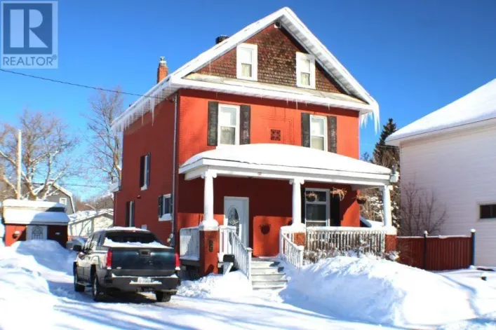 86 ST ANDREWS TERR, SAULT STE MARIE