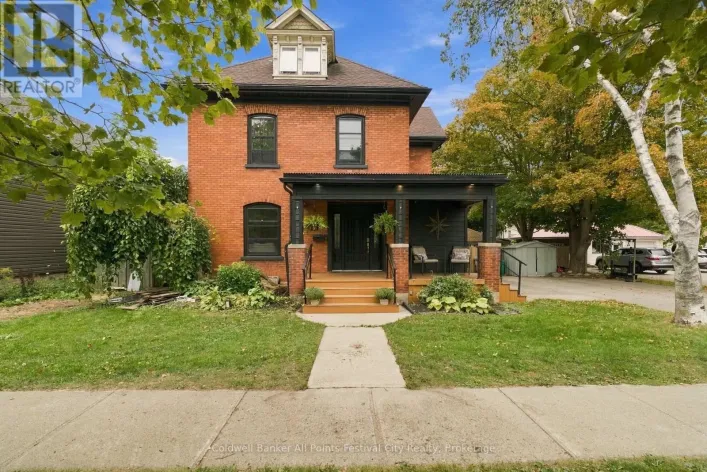 86 TORONTO STREET, Goderich)