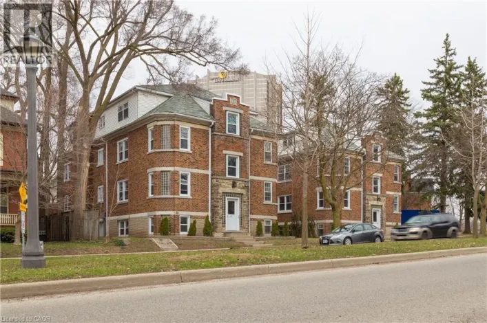 86 UNION Boulevard, Kitchener