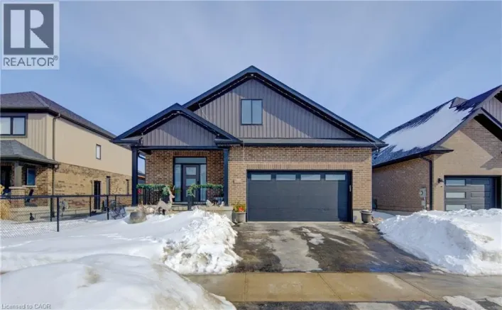 86 WOODBERRY Crescent, Elmira