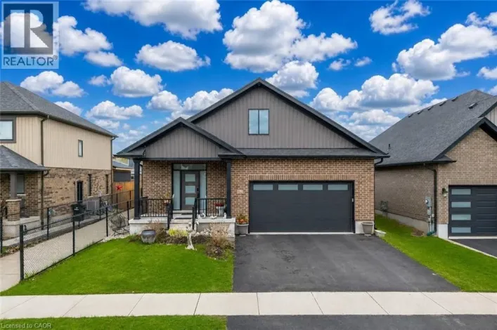 86 WOODBERRY Crescent, Elmira
