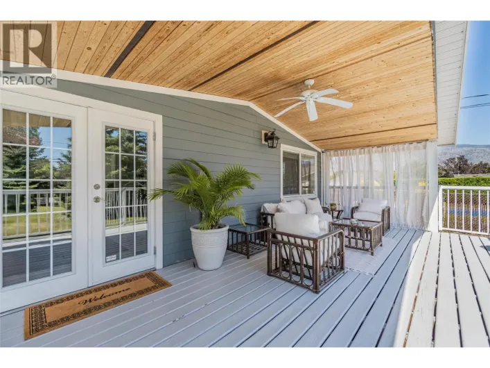 860 Fairview Road, Oliver