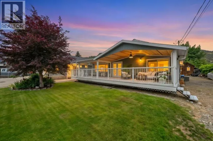 860 Fairview Road, Oliver