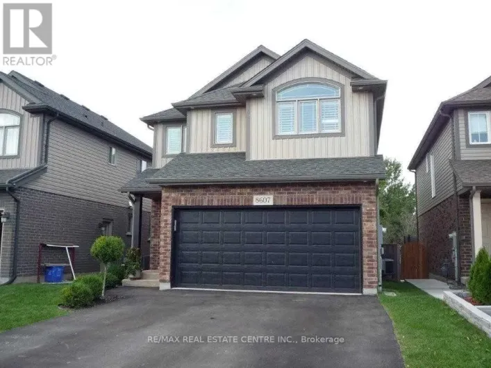 8607 JENNIFER CRESCENT, Niagara Falls