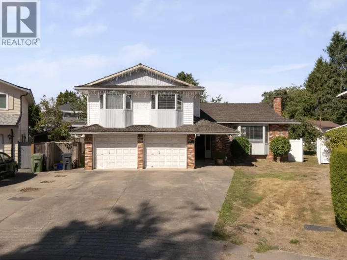 8611 RIDEAU DRIVE, Richmond