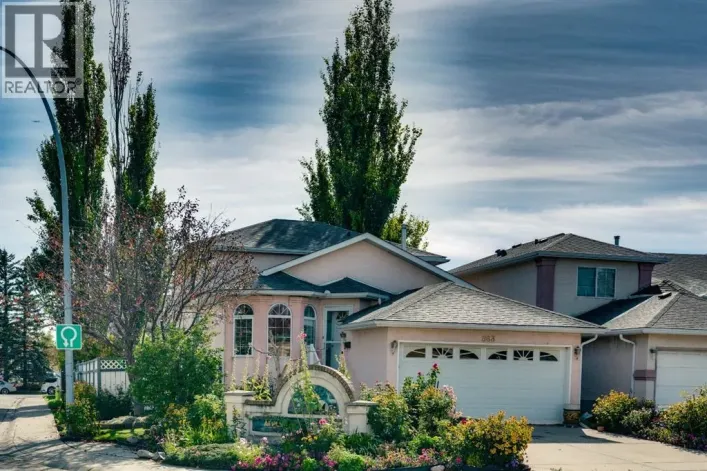863 Applewood Drive SE, Calgary