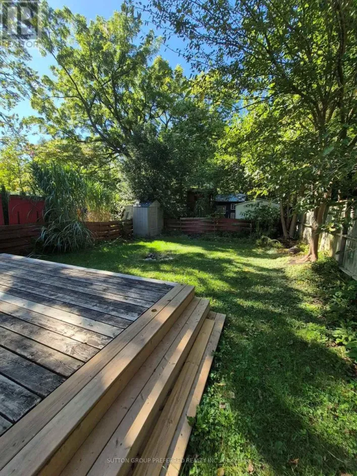 863 COLBORNE STREET, London East