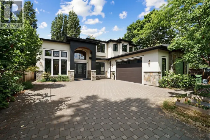8631 ODLIN CRESCENT, Richmond