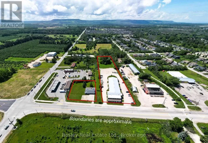 864 HURONTARIO STREET, Collingwood