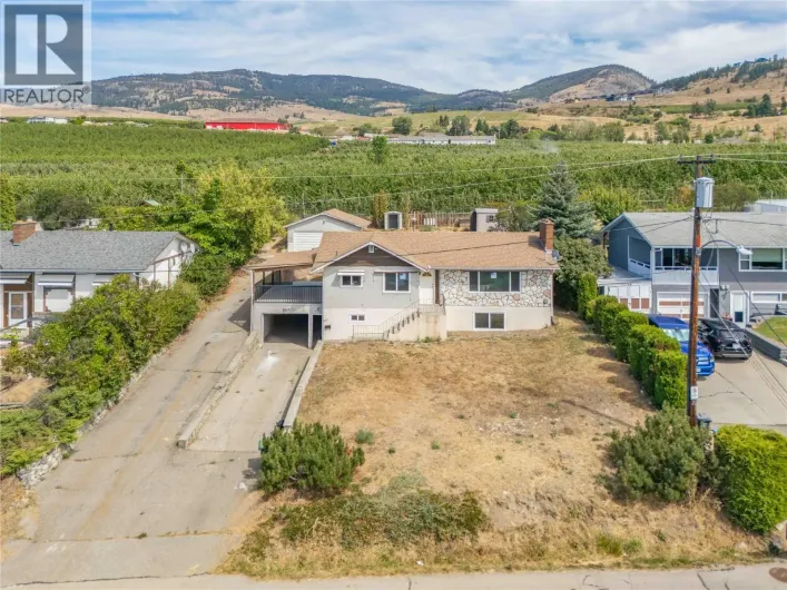 864 McKenzie Road, Kelowna