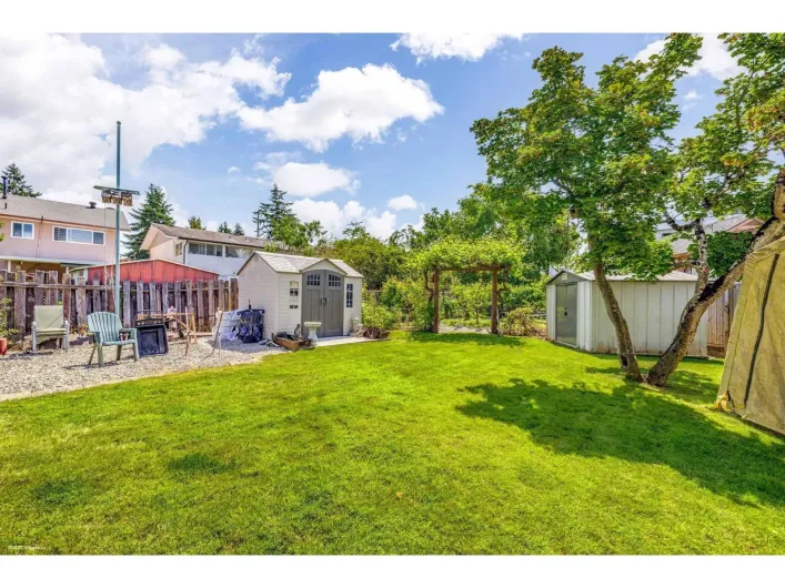 8646 115A STREET, Delta