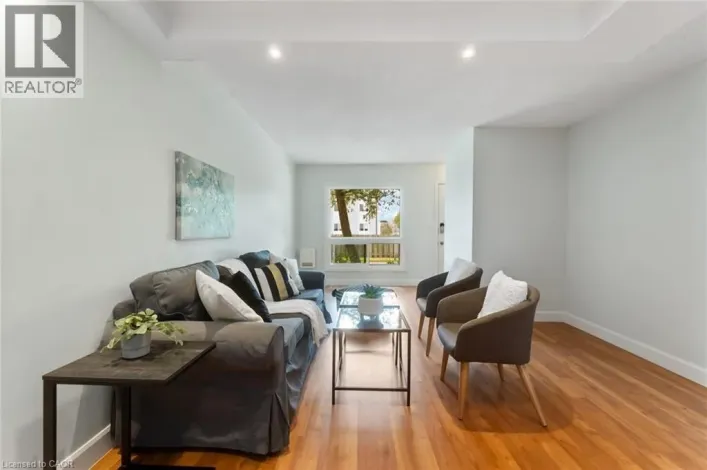 8646 WILLOUGHBY Drive Unit# 10, Niagara Falls