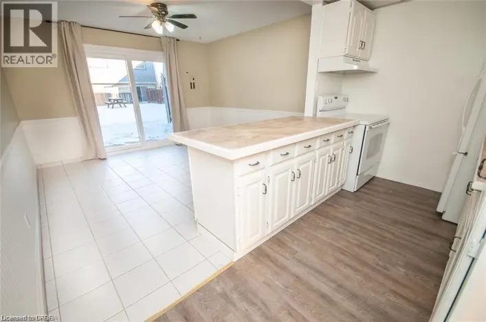 8646 WILLOUGHBY Drive Unit# 6, Niagara Falls