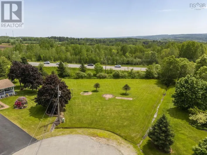 865 Upland Court, North Kentville
