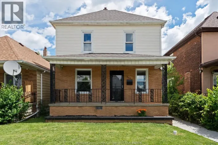 866 PARENT AVENUE, Windsor