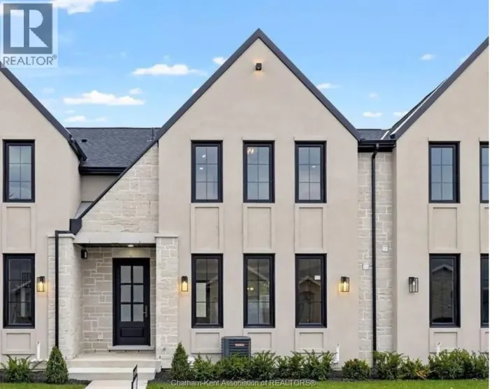 866 Park AVENUE West, Chatham