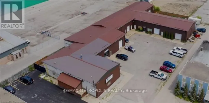 866 PHILLIP STREET, Sarnia