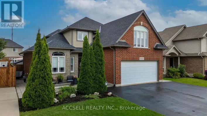8665 WESTPORT DRIVE, Niagara Falls